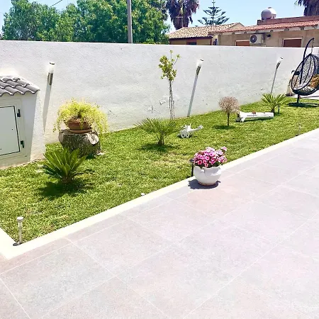 White Sicilia Villa *